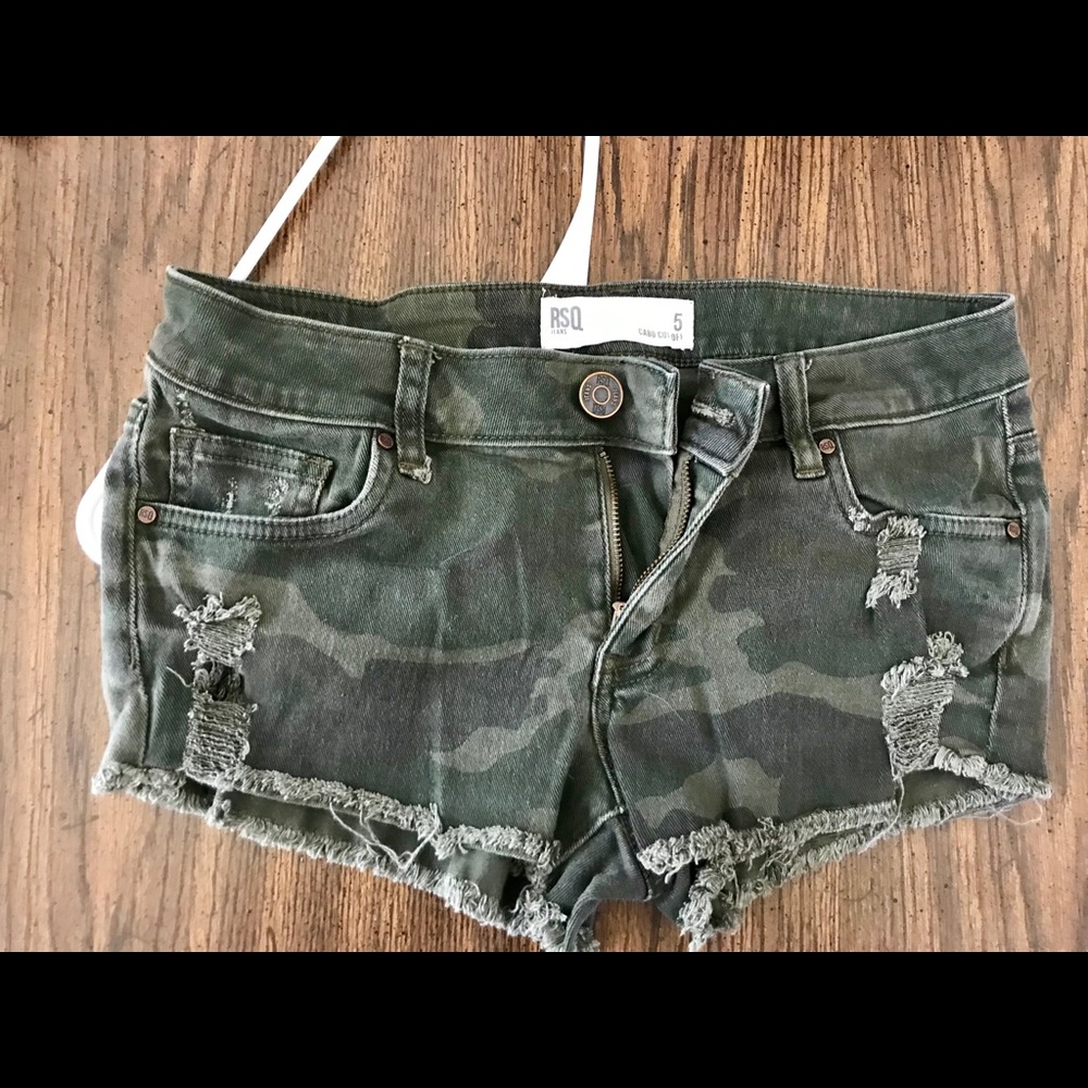 RSQ Camo shorts